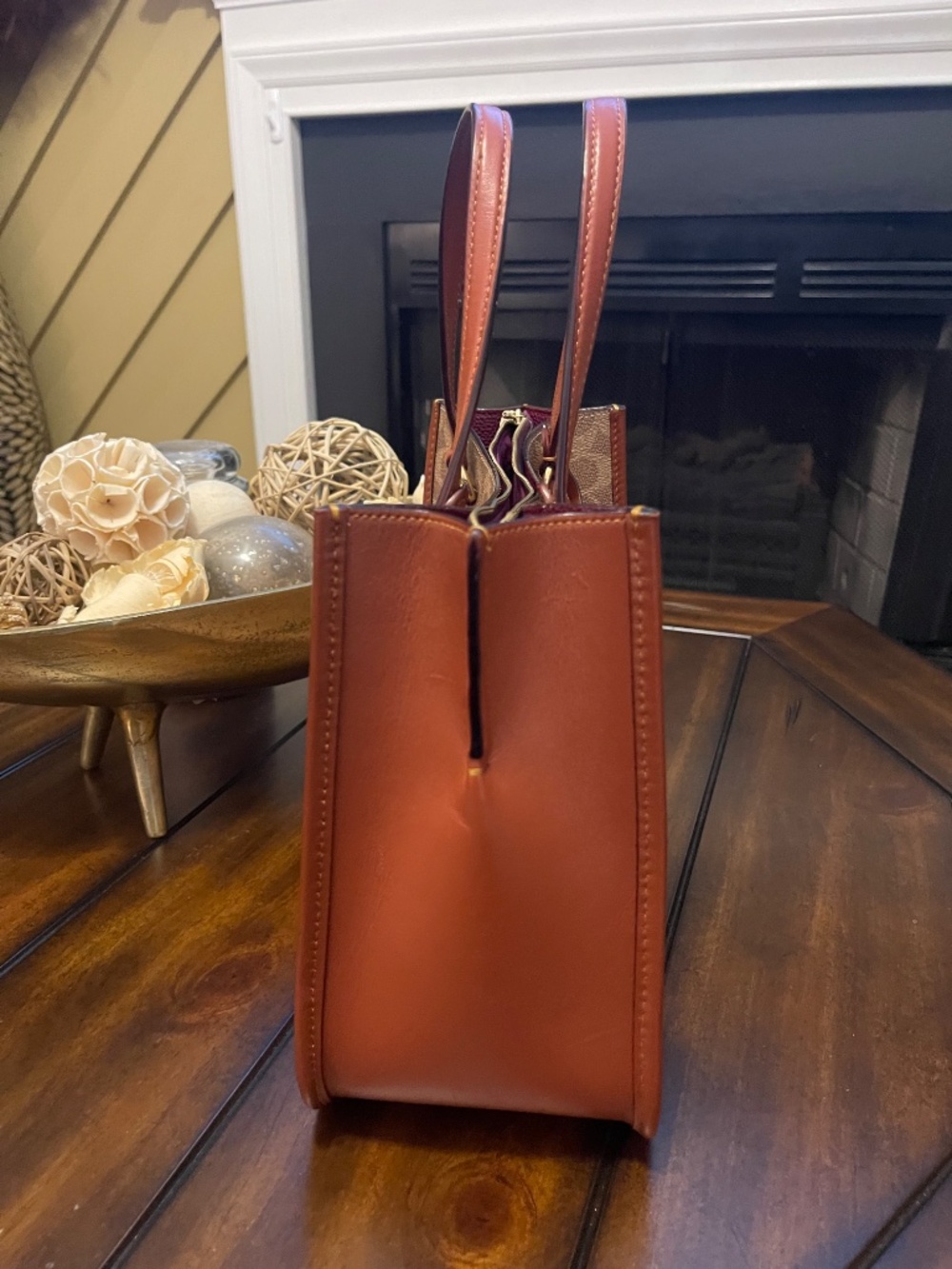 Handbag - Picture 3 of 12